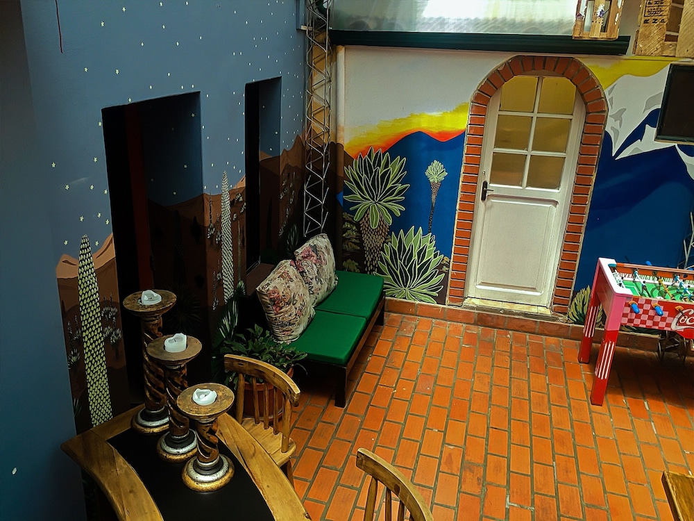 Twin Room, Shared Bathroom photo 3