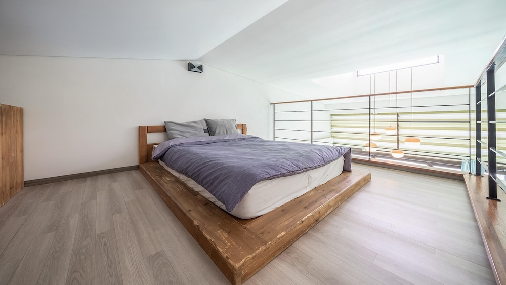 Basic Room, 1 Bedroom (102) - Photo 9