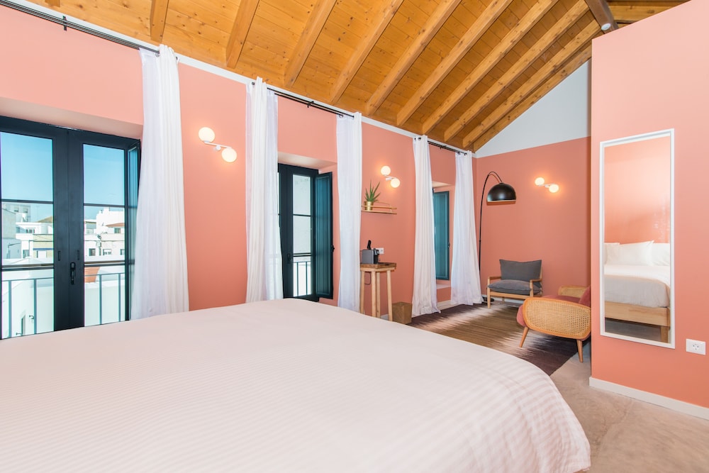 Junior Double Room