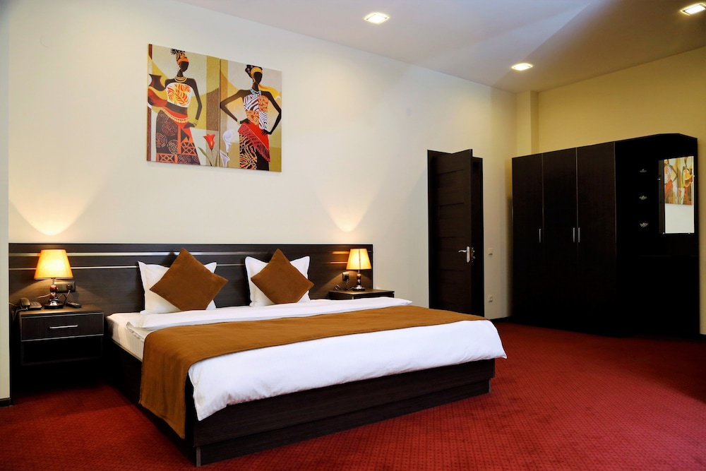 Comfort Room, City View photo 1