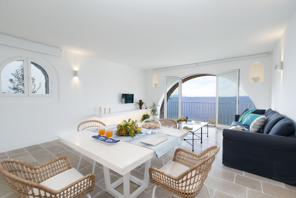 Apartment, 1 Bedroom, Smoking, Terrace