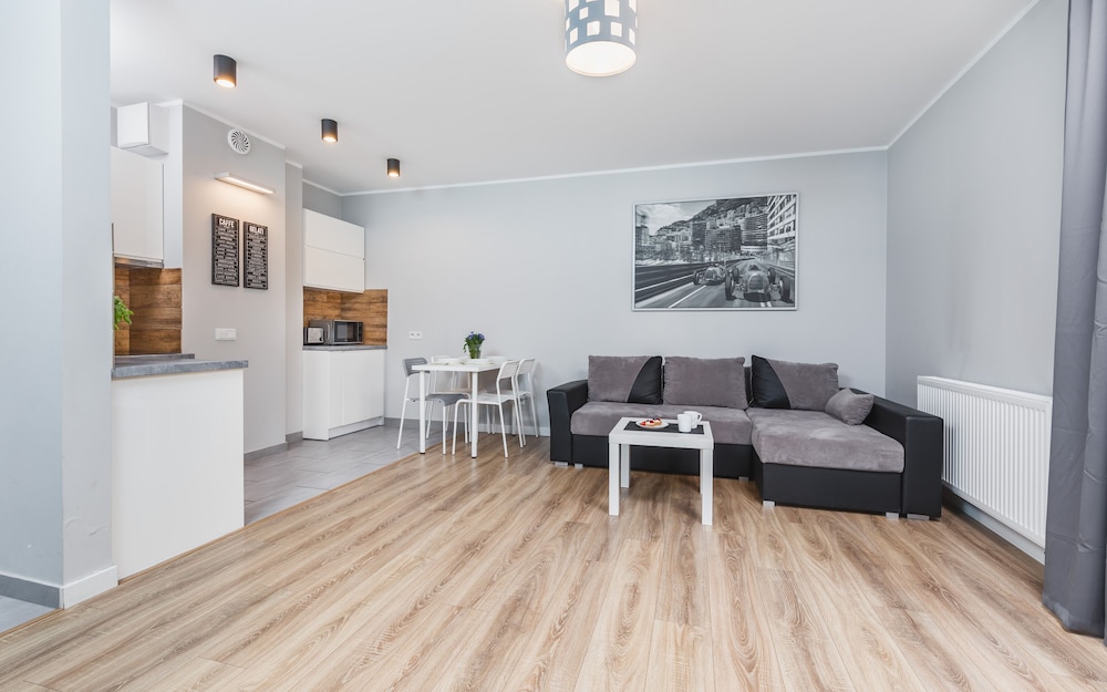 Family Apartment, 1 Bedroom (1 Gladioli) photo 3