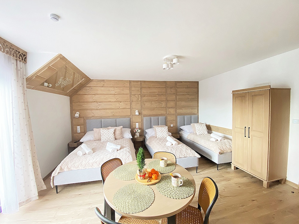 Standard Studio Suite, 1 Bedroom, Kitchenette, Mountainside (10)