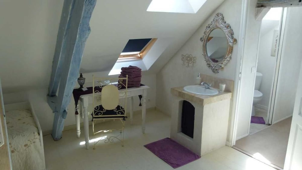 Suite (Clematite) photo 3