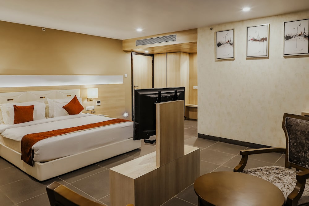 Deluxe Suite
