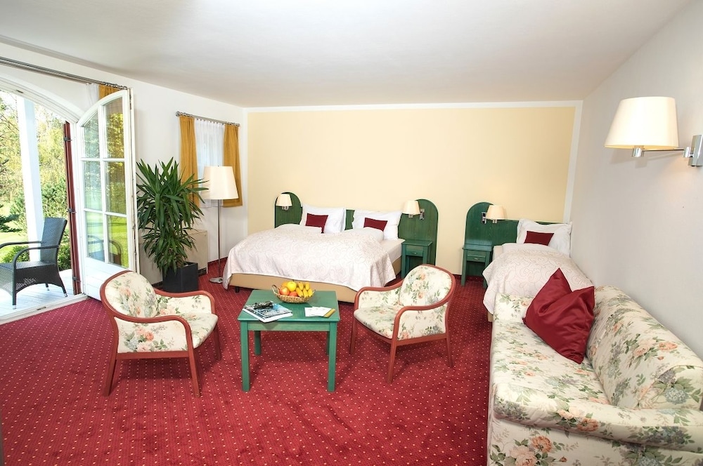 Triple Room, Balcony