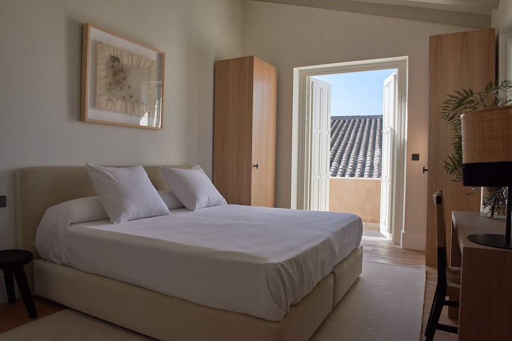 Superior Room - Photo 2