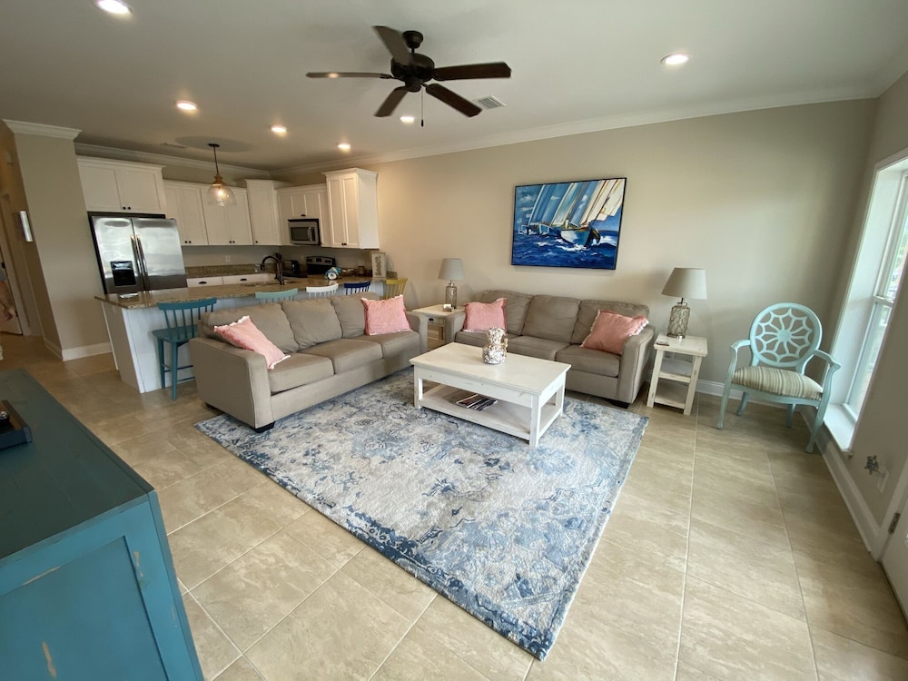 House, Multiple Beds, Pool Access, Garden View (A Beach Life 1B)