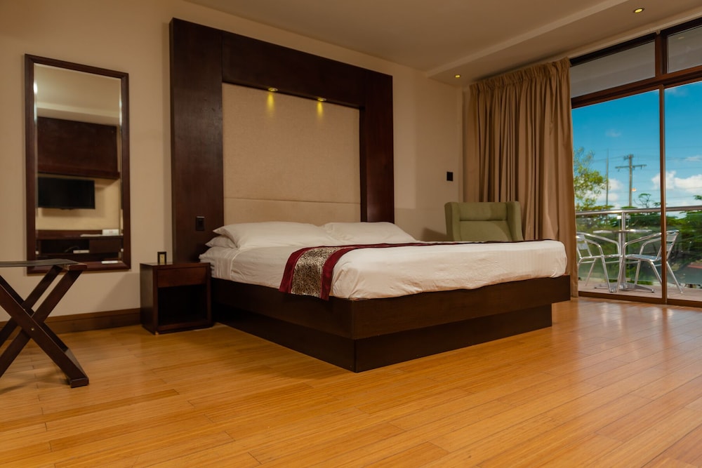 Executive Room, Balcony
