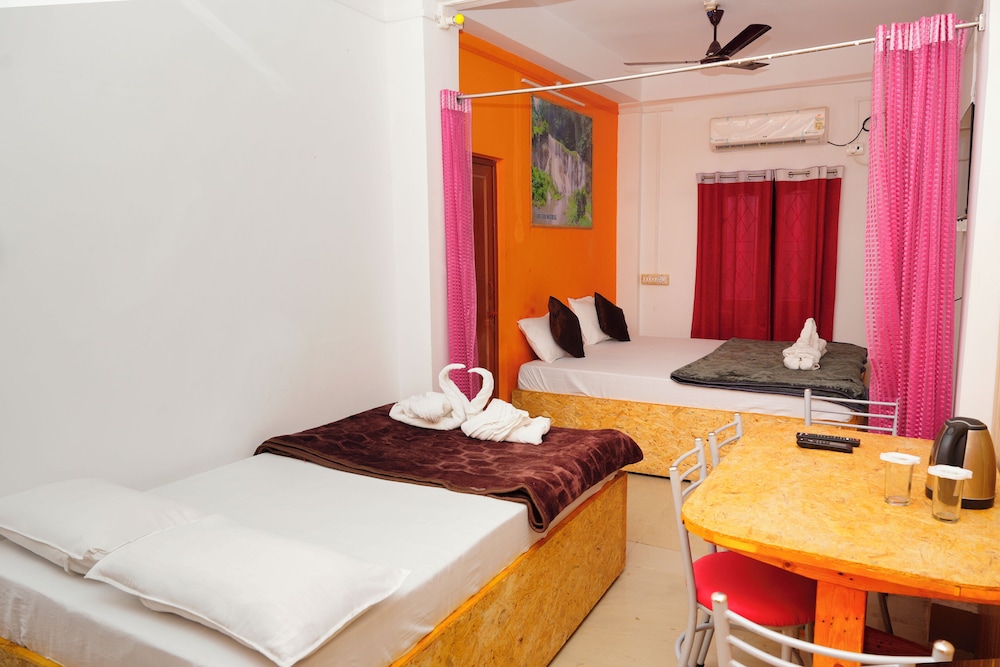 Family Suite, Balcony, Garden View