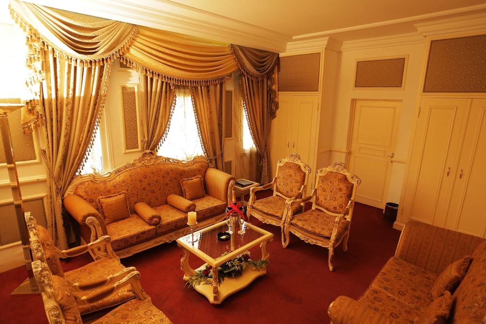 Presidential Suite