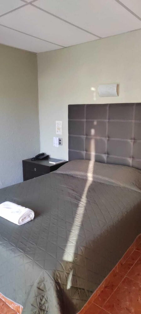 City Room photo 1