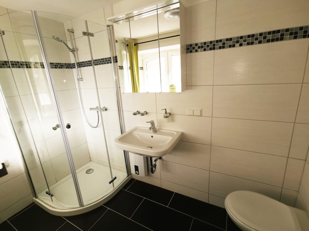 Family Apartment, 2 Bedrooms, Non Smoking, Mountain View, photo 6
