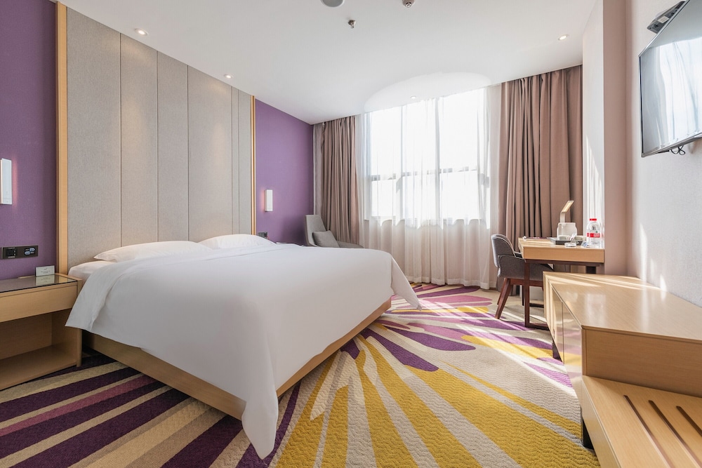 Luxury Double Room, City View