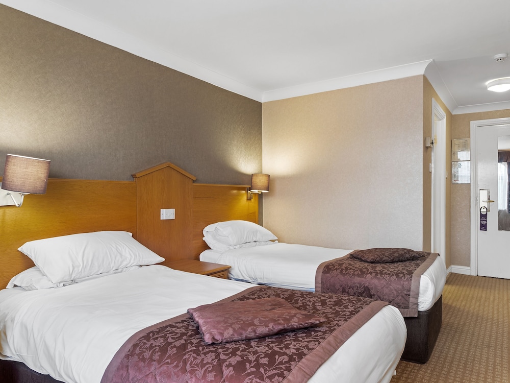 Standard Twin Room, 2 Twin Beds - Photo 1