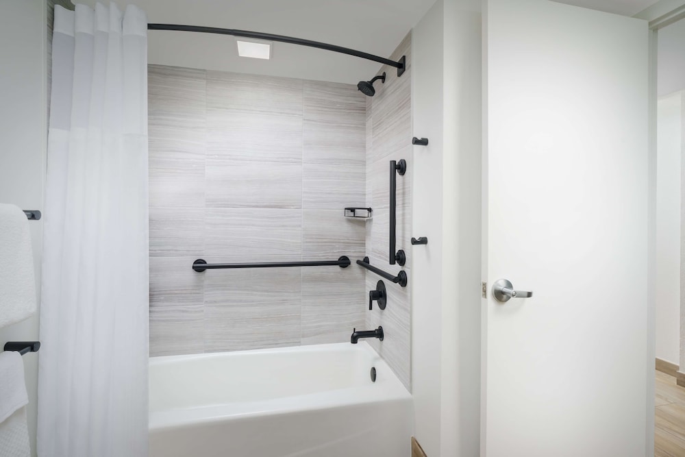 DoubleTree Beach Resort by Hilton Tampa Bay – North Redington Beach, Bilde 5