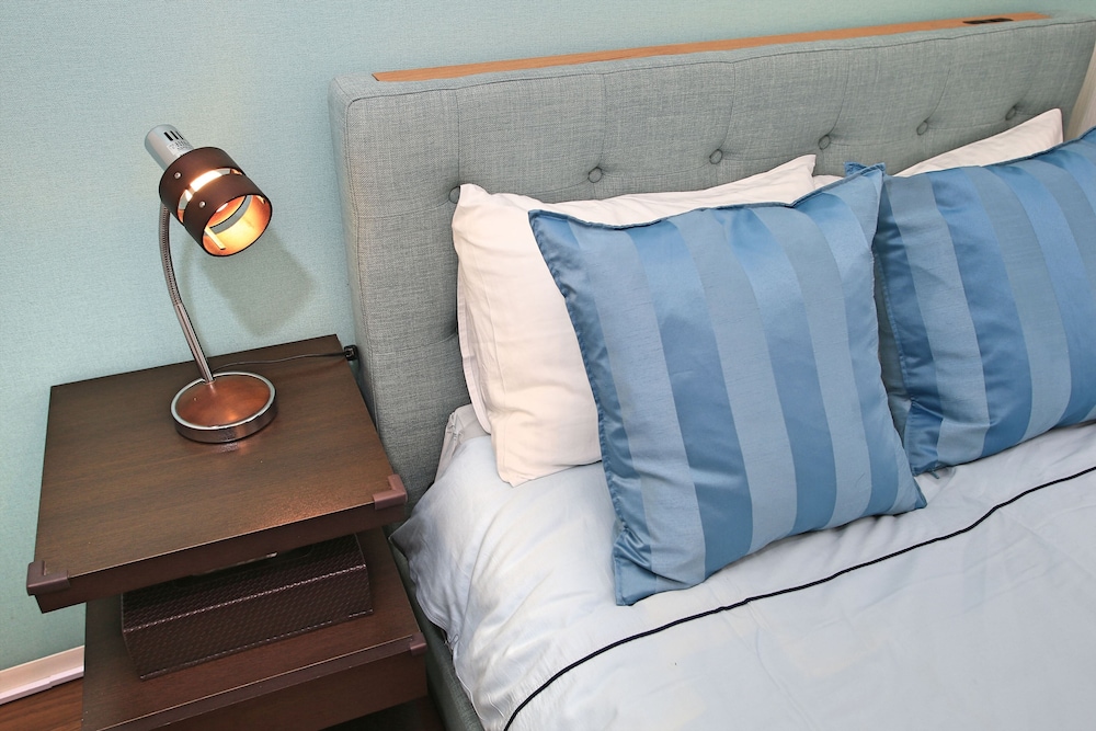 Economy Double Room (203) photo 2