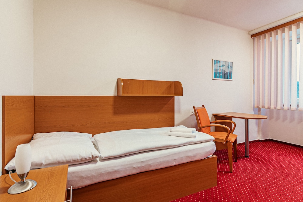 Comfort Single Room
