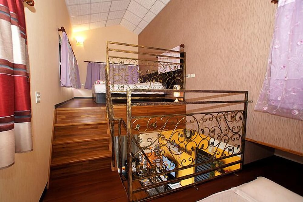 Apartment - Photo 4
