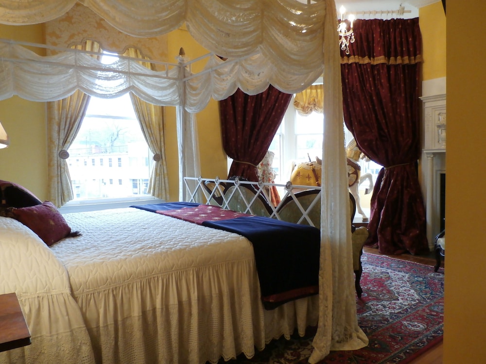 Royal Double Room, Ensuite (Camelot Room)