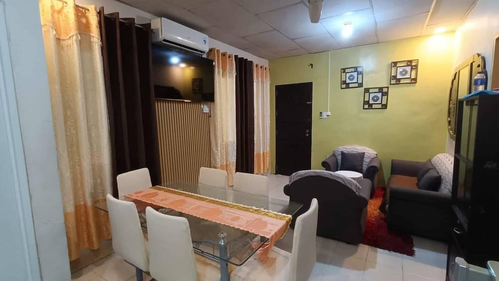 House, 2 Bedrooms, Smoking photo 2
