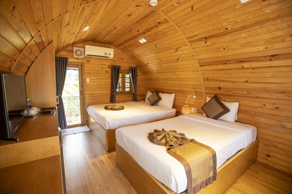 Deluxe Bungalow - Photo 12