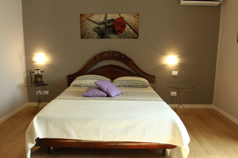 Deluxe Double Room photo 2