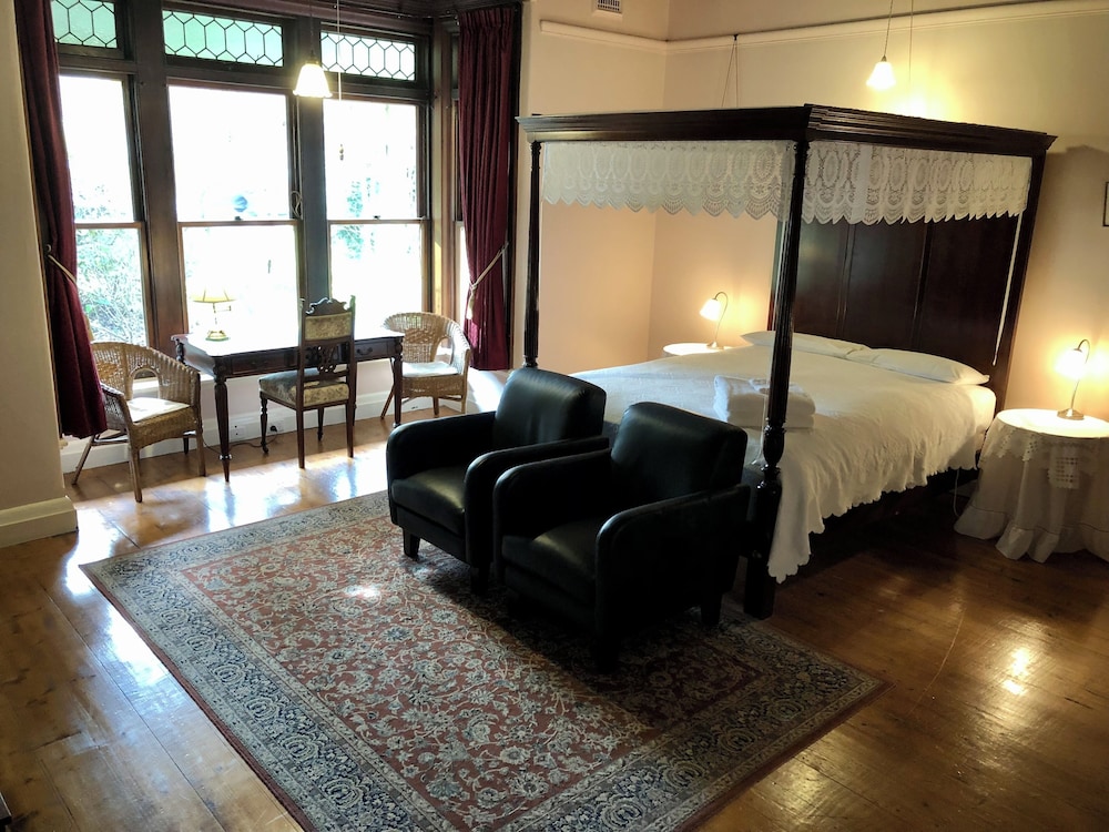 Deluxe Double Room, Garden View