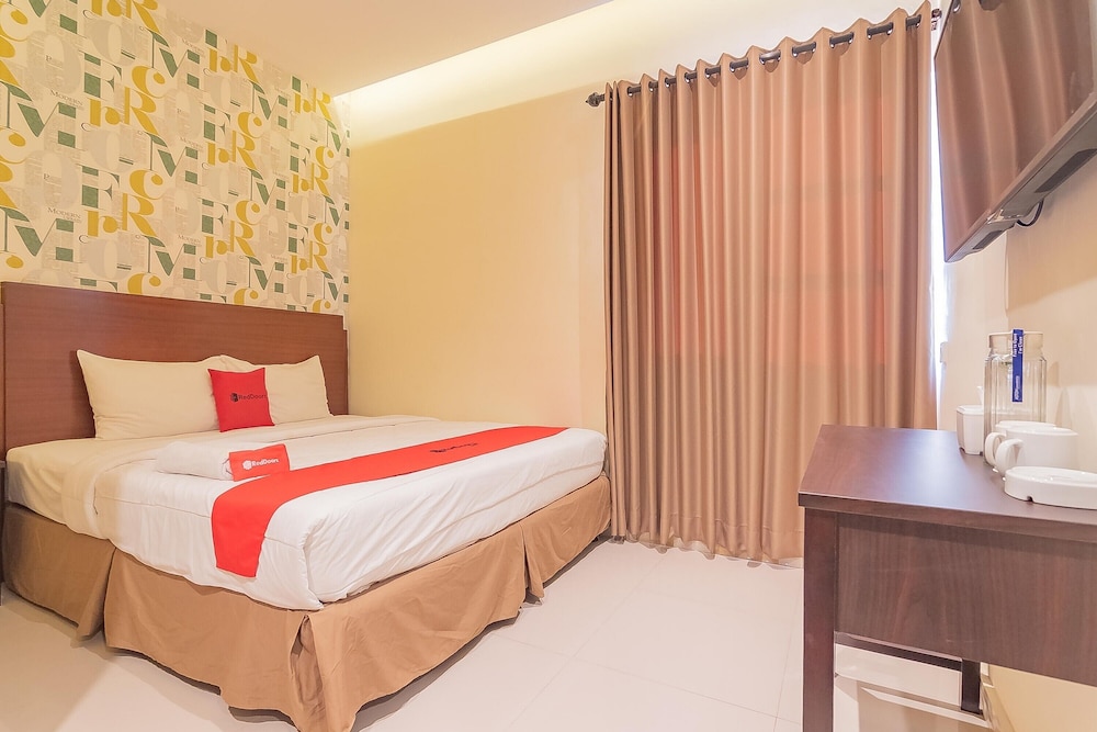 Double Room (Reddoorz)