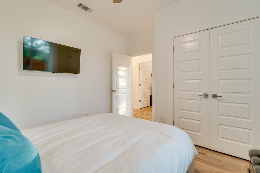 House (4 Bedrooms) photo 2
