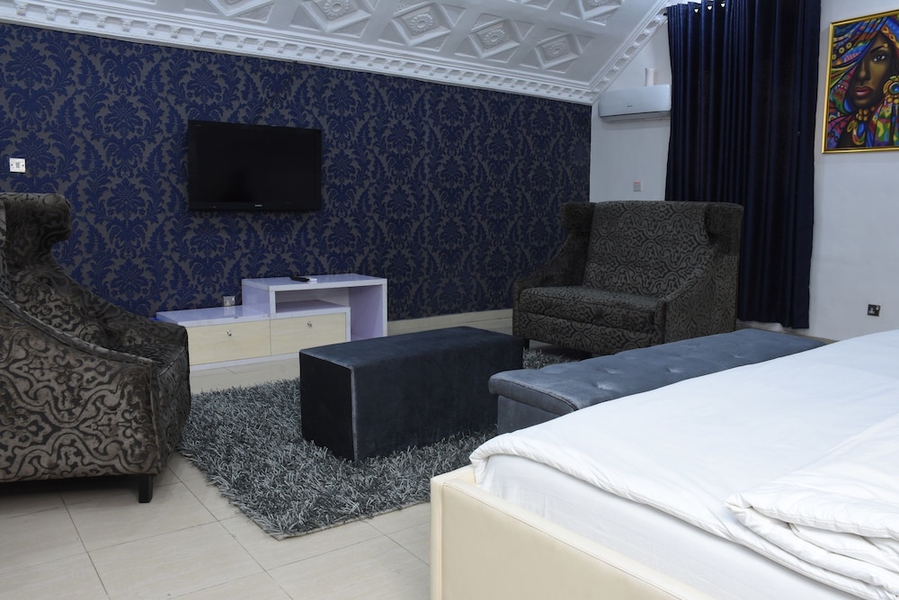 Royal Room photo 1