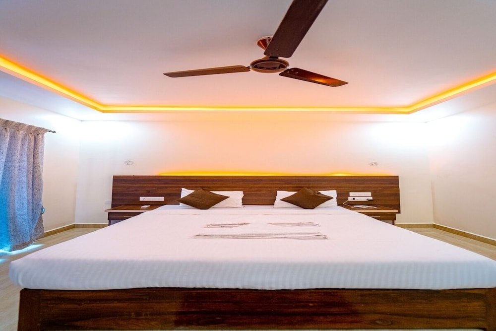 Executive Room - Photo 14