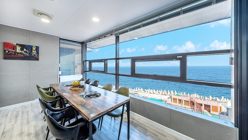 Royal Pool Villa A201 - Photo 2