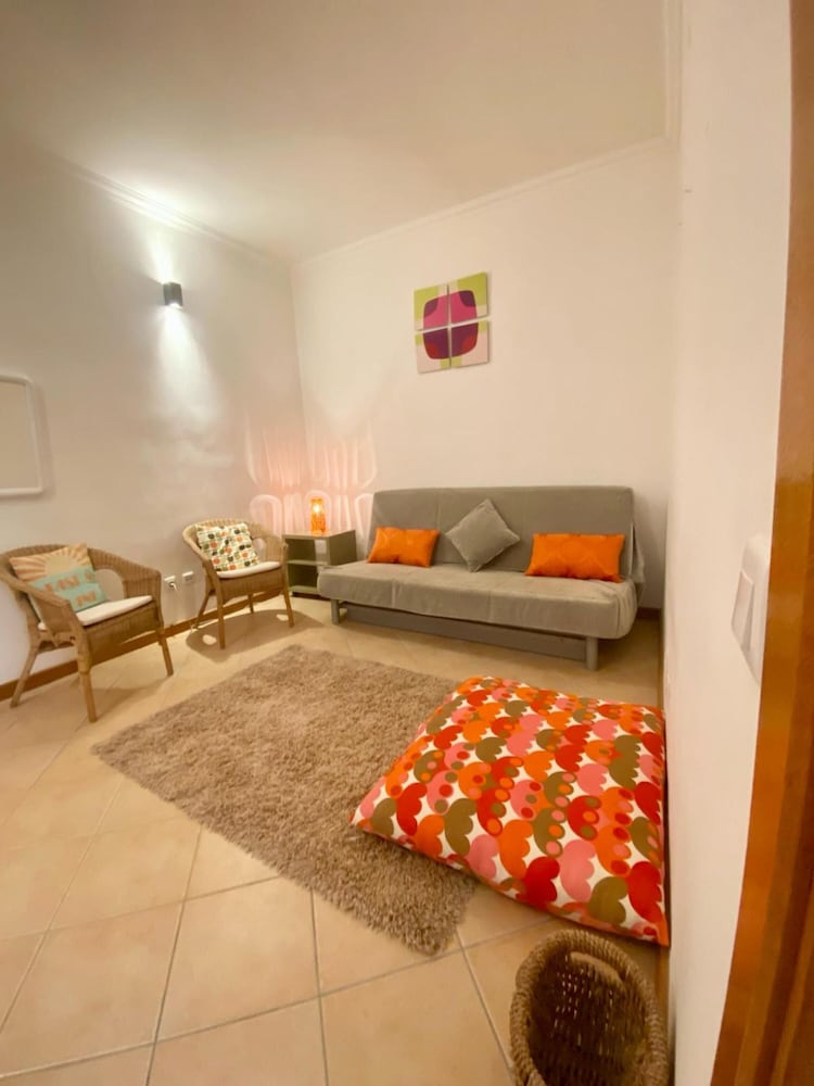 Apartment photo 2