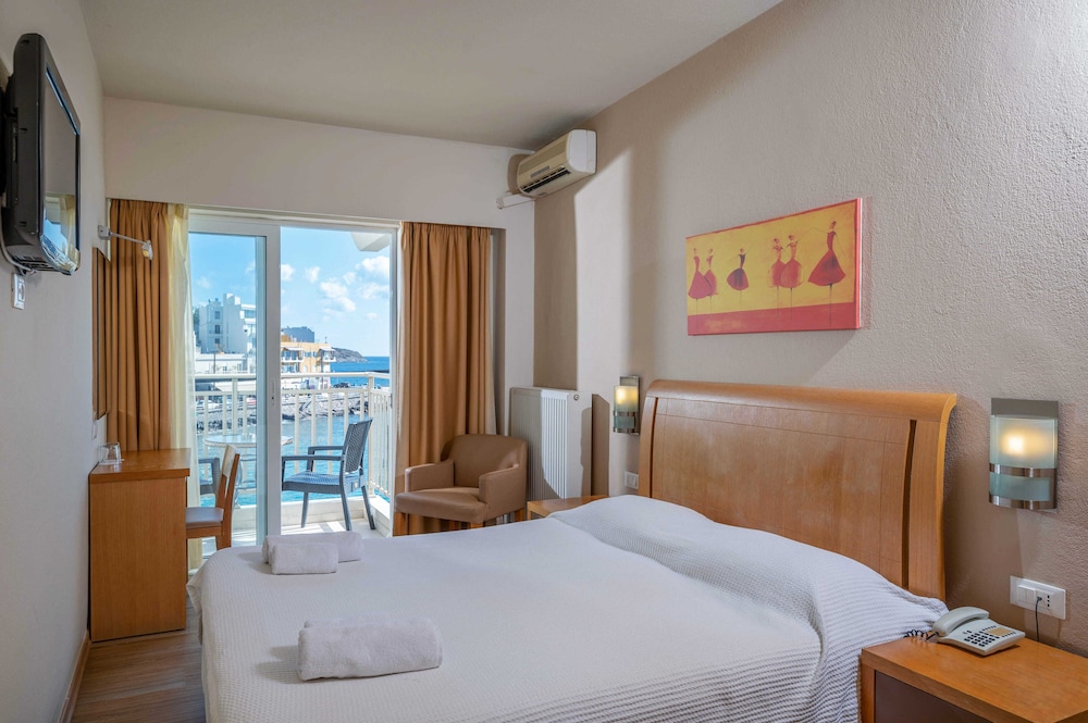 Double or Twin Room, Beach View