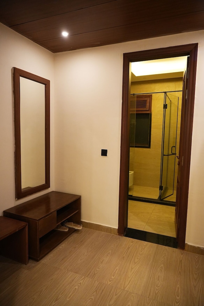 Premium Room, Bathtub photo 3