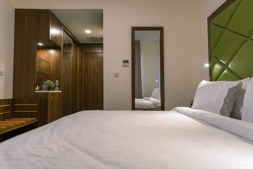 Deluxe Double or Twin Room, 1 Bedroom - Photo 7