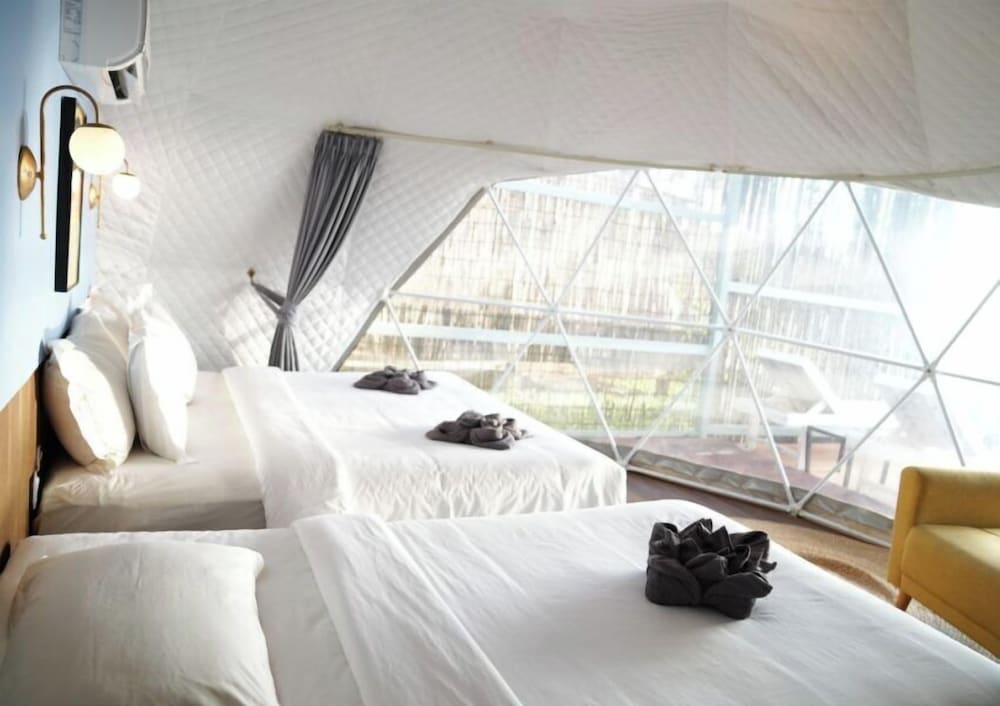 Family Suite Sea View photo 1