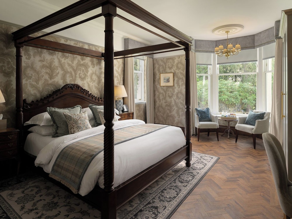 Luxury Suite, 1 King Bed, Garden View photo 1