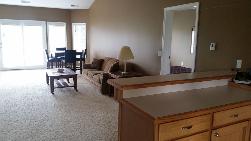 Deluxe Suite, 2 Bedrooms