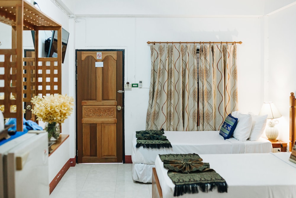 Triple Room (3 Single Beds) - Photo 2