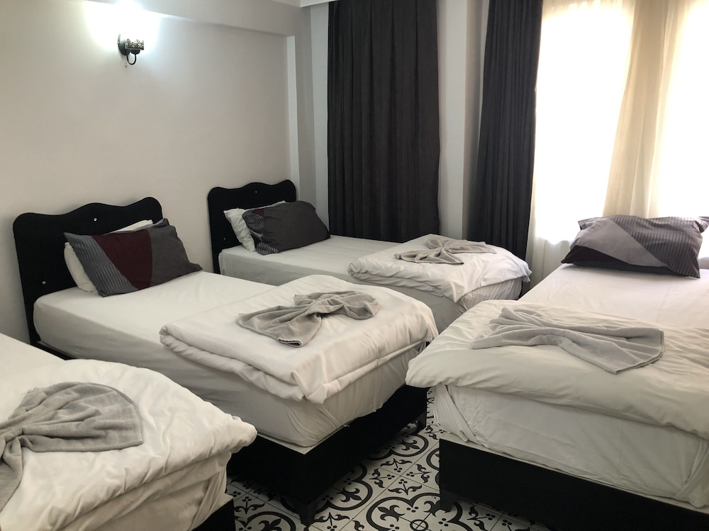 Standard Quadruple Room photo 3