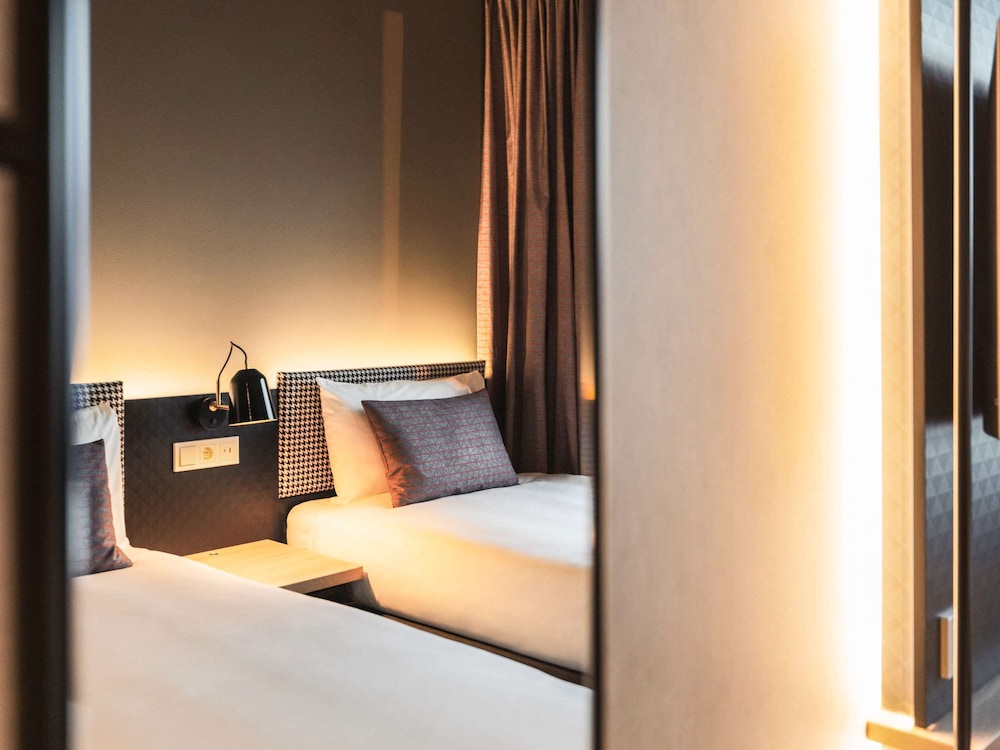 Studio, 1 Double Bed with Sofa bed - Photo 6