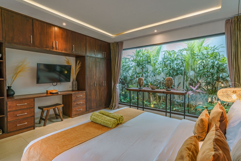 2 Bedroom Luxury Pool Villa Jungle View photo 2