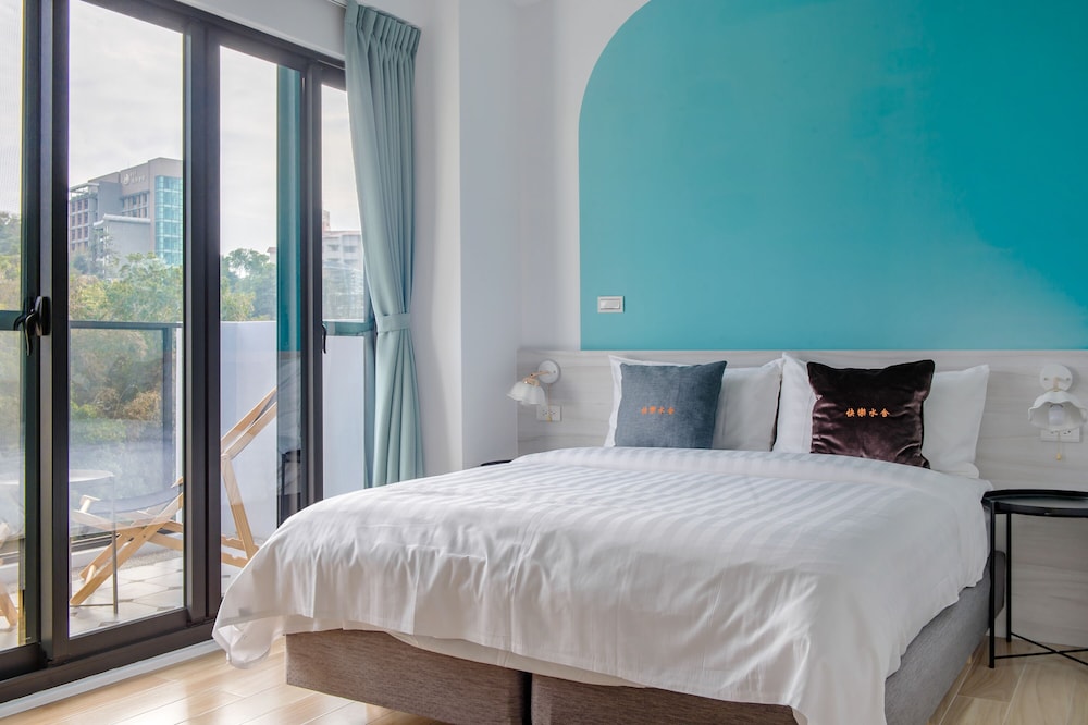 Superior Double Room, Balcony photo 2