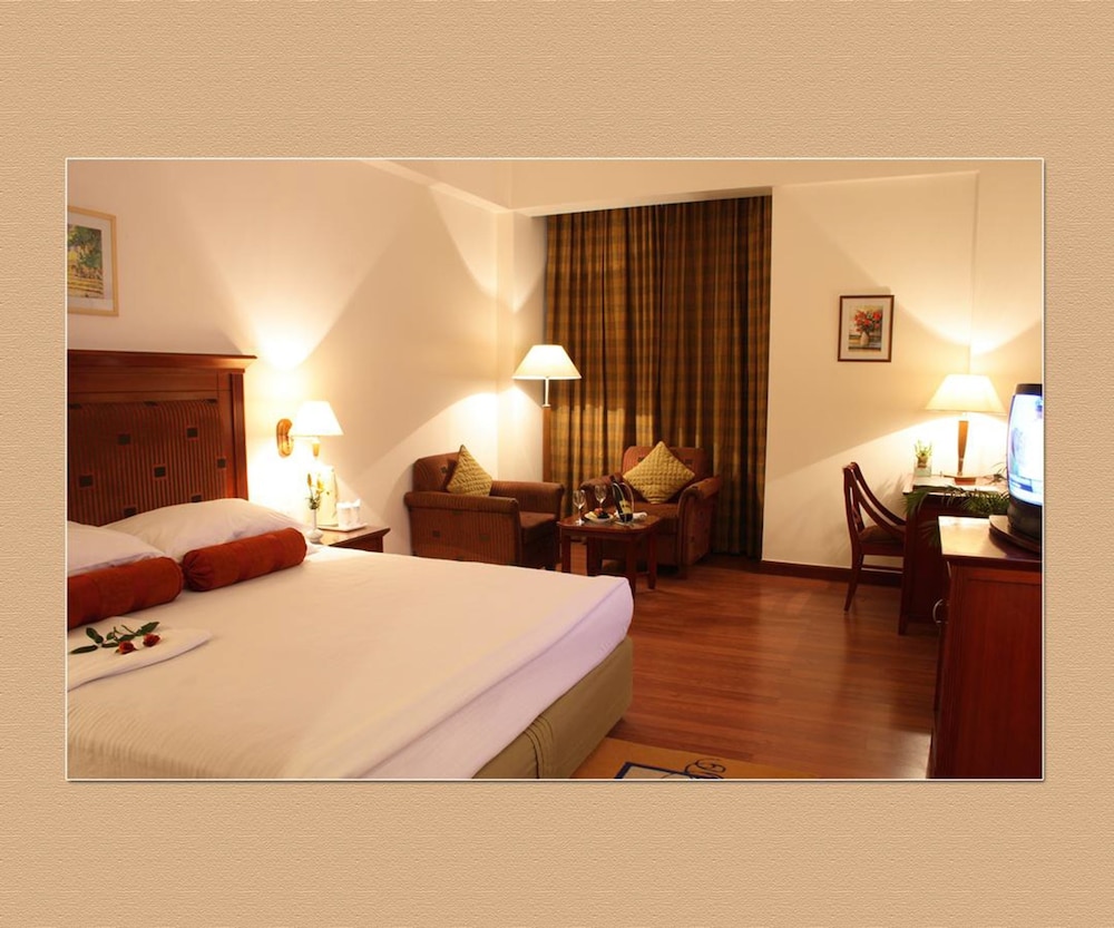 Deluxe Room - Photo 3