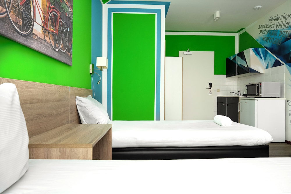 Economy Twin Room