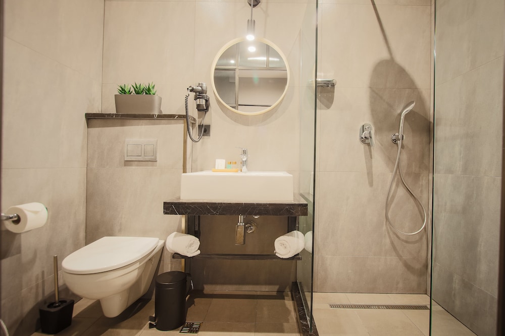 Standard Triple Room - Photo 3