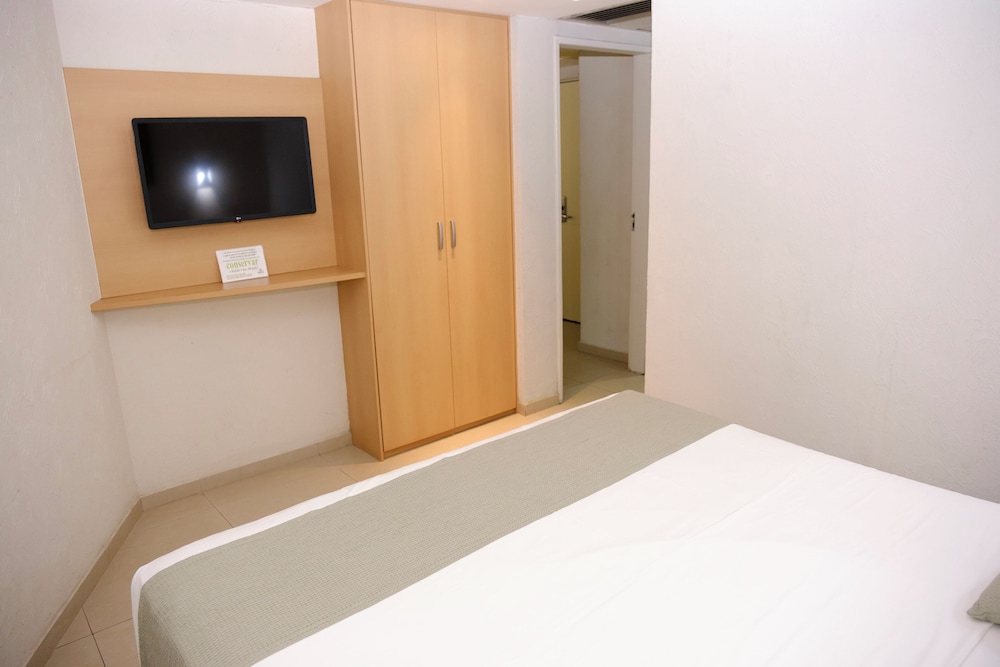 Studio Suite photo 2