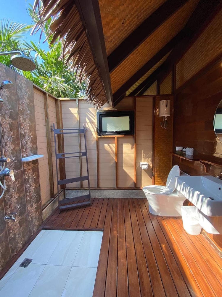 1 Bedroom Seaview photo 2